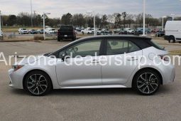 2021 Toyota Corolla Hatchback XSE full