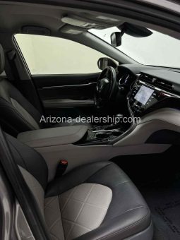 2019 Toyota Camry XLE full