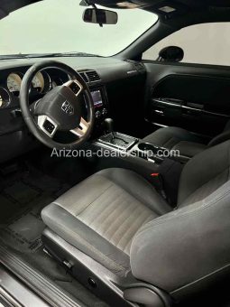 2014 Dodge Challenger SXT full